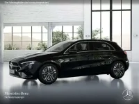 Second-hand Mercedes A250 Advanced 163 CP (119 kW) 2025 Negru Berlinǎ