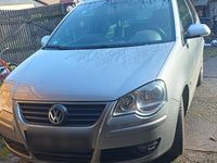 Gebraucht VW Polo 60 PS (44 kW) 2009 Silber Kleinwagen