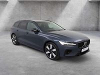 Gebraucht Volvo V60 Plus 455 PS (334 kW) 2025 Blau Kombi