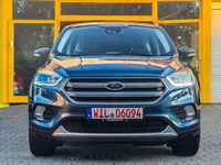 Gebraucht Ford Kuga Titanium 175 PS (128 kW) 2019 Blau SUV