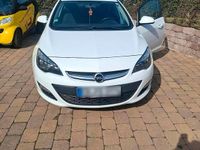 Gebraucht Opel Astra 131 PS (96 kW) 2012 Weiß Limousine