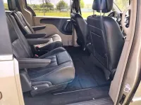 Usata Lancia Voyager 175 CV (128 kW) 2015 Oro Monovolume