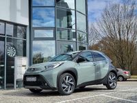 Gebraucht Toyota Aygo X X-plore 72 PS (52 kW) 2024 Urban khaki / night (metallic) SUV