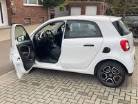 Gebraucht Smart ForFour 90 PS (66 kW) 2019 Weiß Kleinwagen