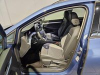 Second-hand VW Golf VIII Goal 150 CP (110 kW) 2025 Albastru Break
