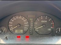 Gebraucht Mitsubishi Carisma 106 PS (77 kW) 2003 Grau Limousine