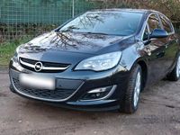 Gebraucht Opel Astra Edition 140 PS (102 kW) 2015 Schwarz Limousine