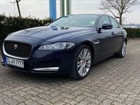 Gebraucht Jaguar XF 300 PS (220 kW) 2016 Blau Limousine