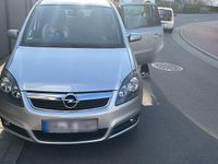 Gebraucht Opel Zafira 140 PS (102 kW) 2006 Silber Van / Kleinbus