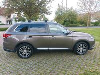 Gebraucht Mitsubishi Outlander Top 150 PS (110 kW) 2017 Braun SUV