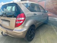 Gebraucht Mercedes A170 116 PS (85 kW) 2005 Gold Kleinwagen