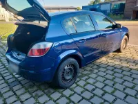Gebraucht Opel Astra 90 PS (66 kW) 2009 Blau Kleinwagen