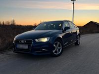 Gebraucht Audi A3 Sportback 140 PS (102 kW) 2014 Blau Kleinwagen