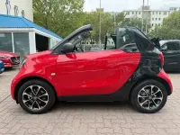 Gebraucht Smart ForTwo Cabrio Passion 71 PS (52 kW) 2018 Schwarz Cabrio