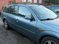 Gebraucht Ford Mondeo Ghia 146 PS (107 kW) 2001 Blau Kombi
