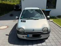 Gebraucht Renault Twingo 58 PS (42 kW) 2006 Silber Kleinwagen