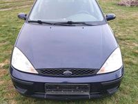 Second-hand Ford Focus 100 CP (73 kW) 2001 Albastru Break