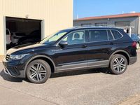 Gebraucht VW Tiguan Allspace Elegance 200 PS (147 kW) 2022 Schwarz SUV
