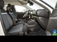 Gebraucht Citroën C4 Feel 131 PS (96 kW) 2023 Weiß Limousine