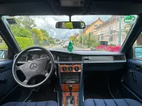 Gebraucht Mercedes 190 122 PS (89 kW) 1992 Blau Limousine