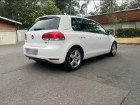 Gebraucht VW Golf 105 PS (77 kW) 2010 Weiß Coupé