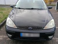 Usata Ford Focus 116 CV (85 kW) 2004 Nero Berlina