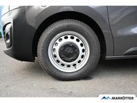 Gebraucht Peugeot e-Expert 100 kW (136 PS) 2025 Grau Van