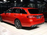 Gebraucht Mercedes E300 Night 265 PS (194 kW) 2022 Rot Limousine