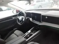 Gebraucht VW Passat Business 150 PS (110 kW) 2025 Chilirot (metallic) Kombi