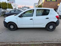 Gebraucht Dacia Sandero 75 PS (55 kW) 2013 Weiß Limousine