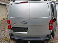 Gebraucht Peugeot Expert 150 PS (110 kW) 2019 Silber Van