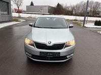 Gebraucht Skoda Rapid Ambition 90 PS (66 kW) 2016 Silber Limousine