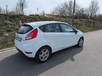 Gebraucht Ford Fiesta SYNC Edition 82 PS (60 kW) 2014 Weiß Kleinwagen