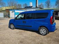 Gebraucht Fiat Doblò 95 PS (69 kW) 2018 Blau Van / Kleinbus