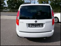 Gebraucht Skoda Roomster Noire 86 PS (63 kW) 2014 Weiß Van / Kleinbus