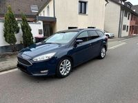 Gebraucht Ford Focus 120 PS (88 kW) 2016 Blau Kombi