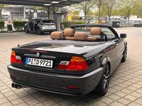 Gebraucht BMW 318 Cabriolet 143 PS (105 kW) 2002 Schwarz Cabrio
