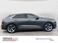 Gebraucht Audi SQ8 Ambiente 507 PS (372 kW) 2022 Daytonagrau perleffekt SUV