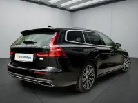 Gebraucht Volvo V60 398 PS (292 kW) 2022 Schwarz Kombi