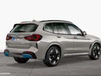 Gebraucht BMW iX3 Sport Line 210 kW (286 PS) 2022 Kaschmirsilber metallic SUV