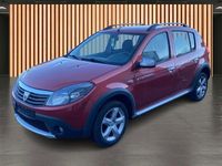 Gebraucht Dacia Sandero Stepway 84 PS (61 kW) 2011 Rot feuerrot (metallic) Limousine