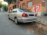 Gebraucht Mitsubishi Carisma 122 PS (89 kW) 2001 Silber Limousine