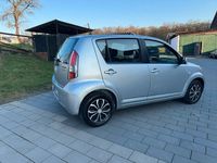 Gebraucht Daihatsu Sirion 70 PS (51 kW) 2008 Silber Kleinwagen