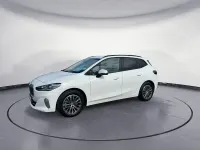 Gebraucht BMW 220 Active Tourer Sport Line 170 PS (125 kW) 2025 Weiß Van / Kleinbus