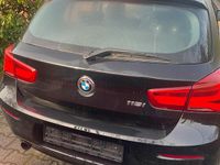 Gebraucht BMW 116 109 PS (80 kW) 2015 Schwarz Kleinwagen