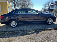 Gebraucht Mercedes E200 Elegance 184 PS (135 kW) 2010 Braun Limousine