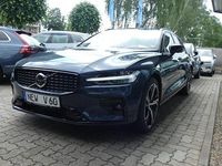 Gebraucht Volvo V60 Plus 197 PS (144 kW) 2025 Blau Kombi