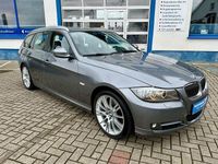 Gebraucht BMW 318 Exclusive 143 PS (105 kW) 2012 Grau Kombi