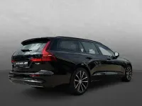 Gebraucht Volvo V60 Plus 398 PS (292 kW) 2024 Onyx black (metallic) Kombi