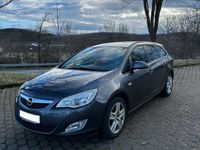 gebraucht Opel Astra Sport Tourer 1.7 CDTI 2011